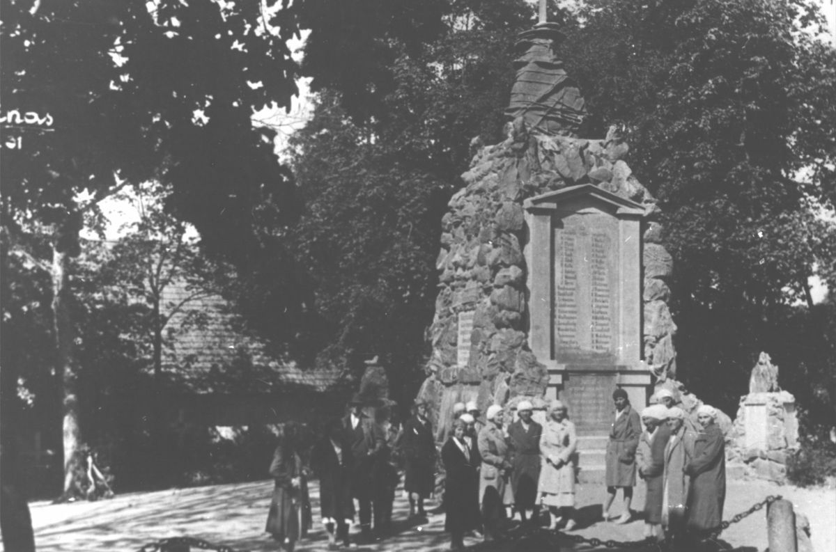 Foto: kuupäev, autor?