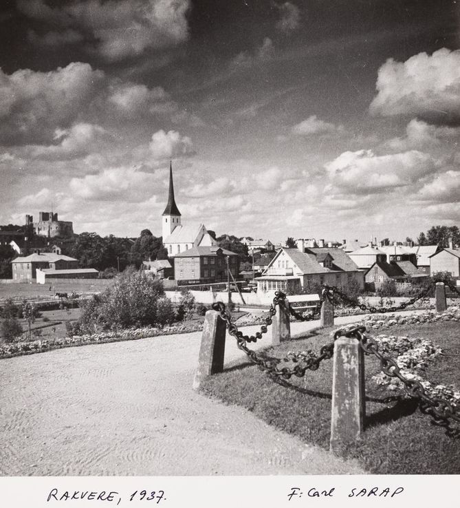 Fotoseeria &quot;50 aastat hiljem&quot;, TLM F 10037:37, Tallinna Linnamuuseum, http://www.muis.ee/museaalView/2999333.