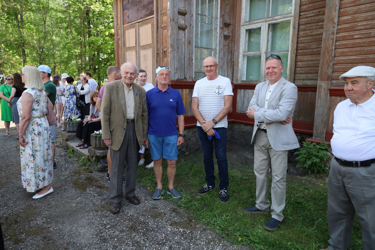 Foto: Tiit Uus. Pealtvaatajad. 