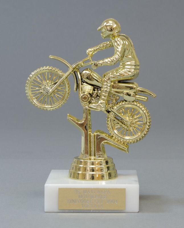 Mati Napa Sinivoore motokrossi toetaja auhind, TTM _ 4704 Eaj, Eesti Tuletõrjemuuseum, http://www.muis.ee/museaalview/1324970. 